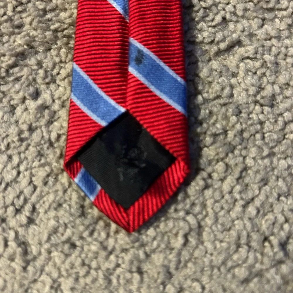 Brooks Brothers 346 Pure Silk Stripe‎ Print Tie